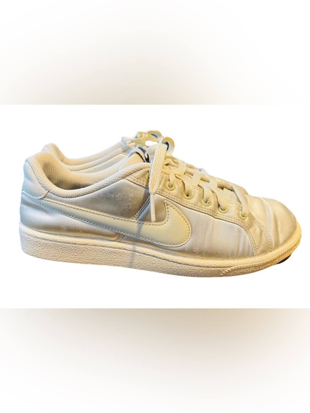 Nike Women's Court Royale SE Satin Fossil Off White Sneakers AA2170-200 Size 9